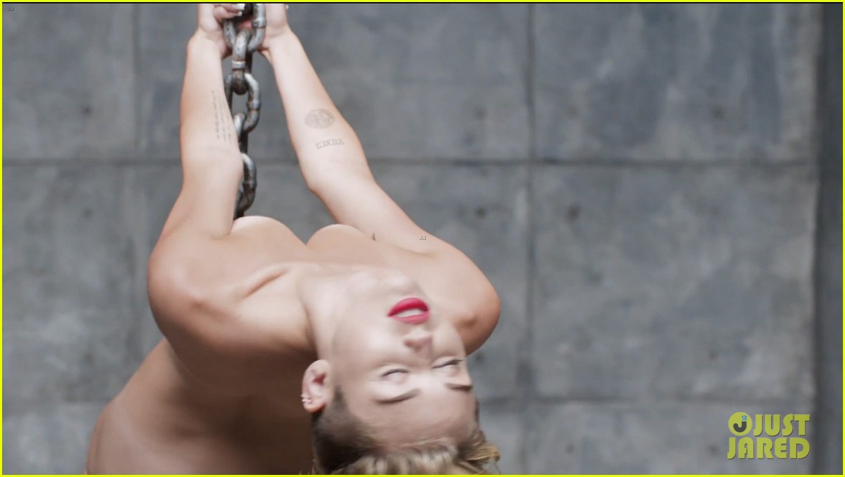 nude miley cyrus video