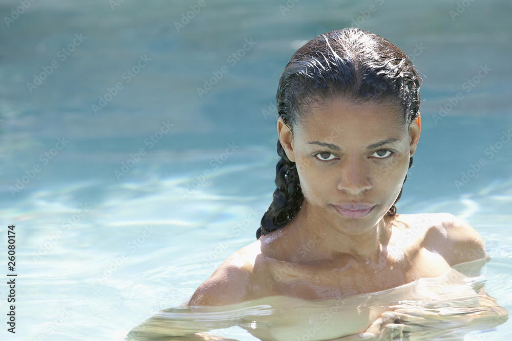 topless pool