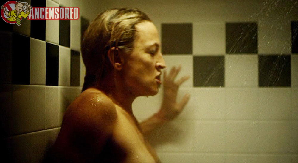 christine silverio recommends zoe bell nude pic