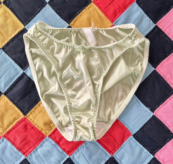 con nected recommends 80s Panties