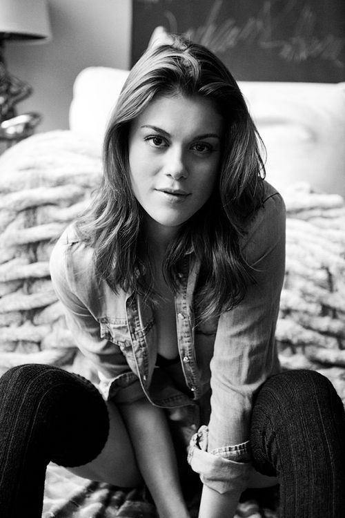 ariel graves recommends lindsey shaw sexy pic