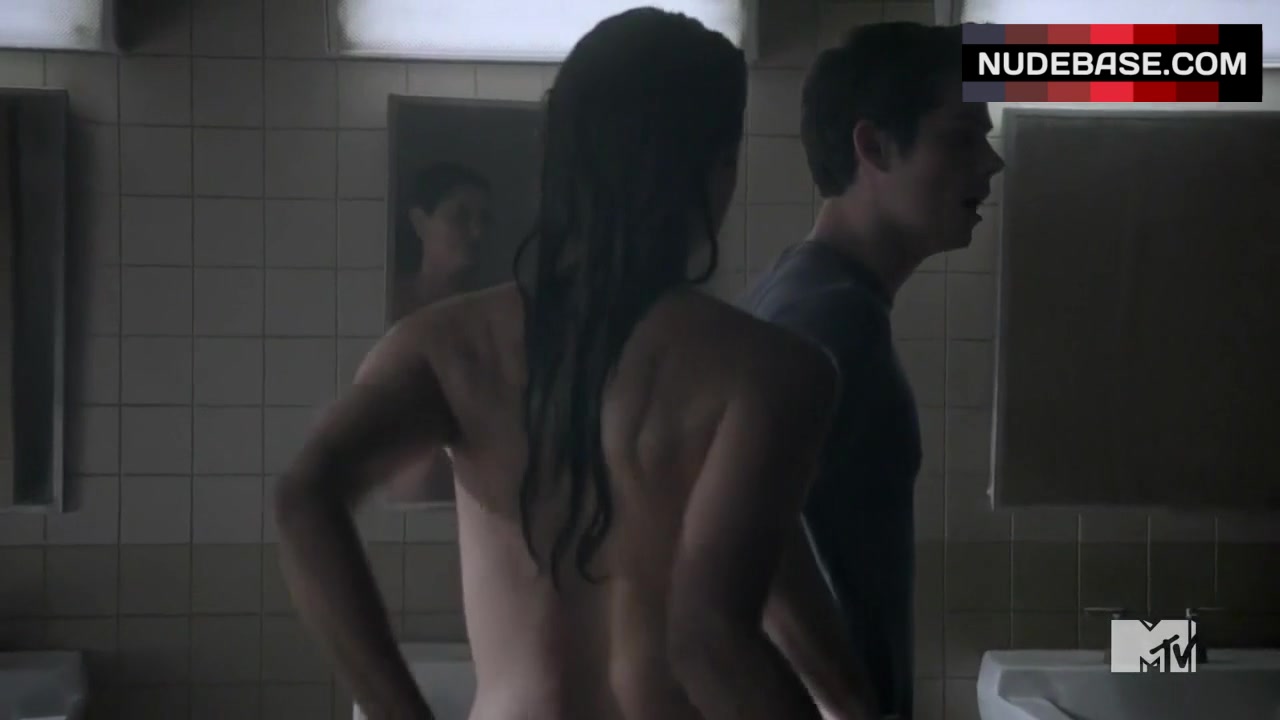 Shelley Hennig Nude Scenes amatuer tumblr