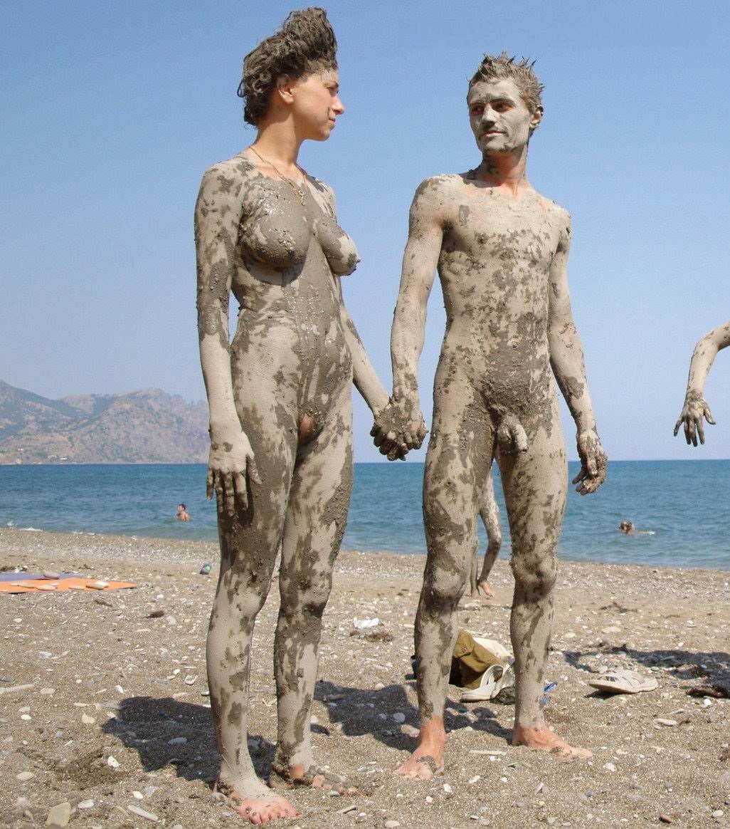 aferdita rexhepi share nude mud bathing photos