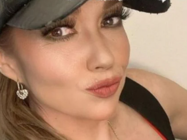 corrine martinez add photo mexican singer grabbed by pussy during live show