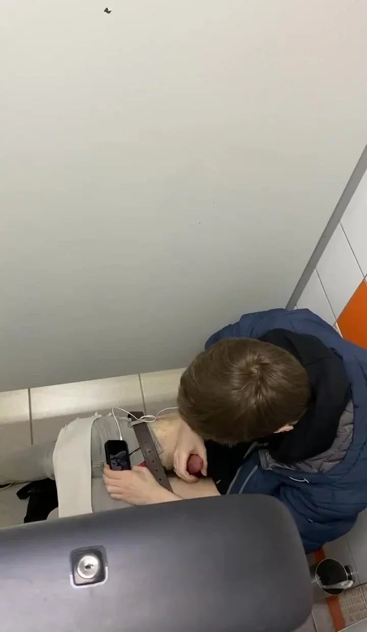 Best of Toilet twinks