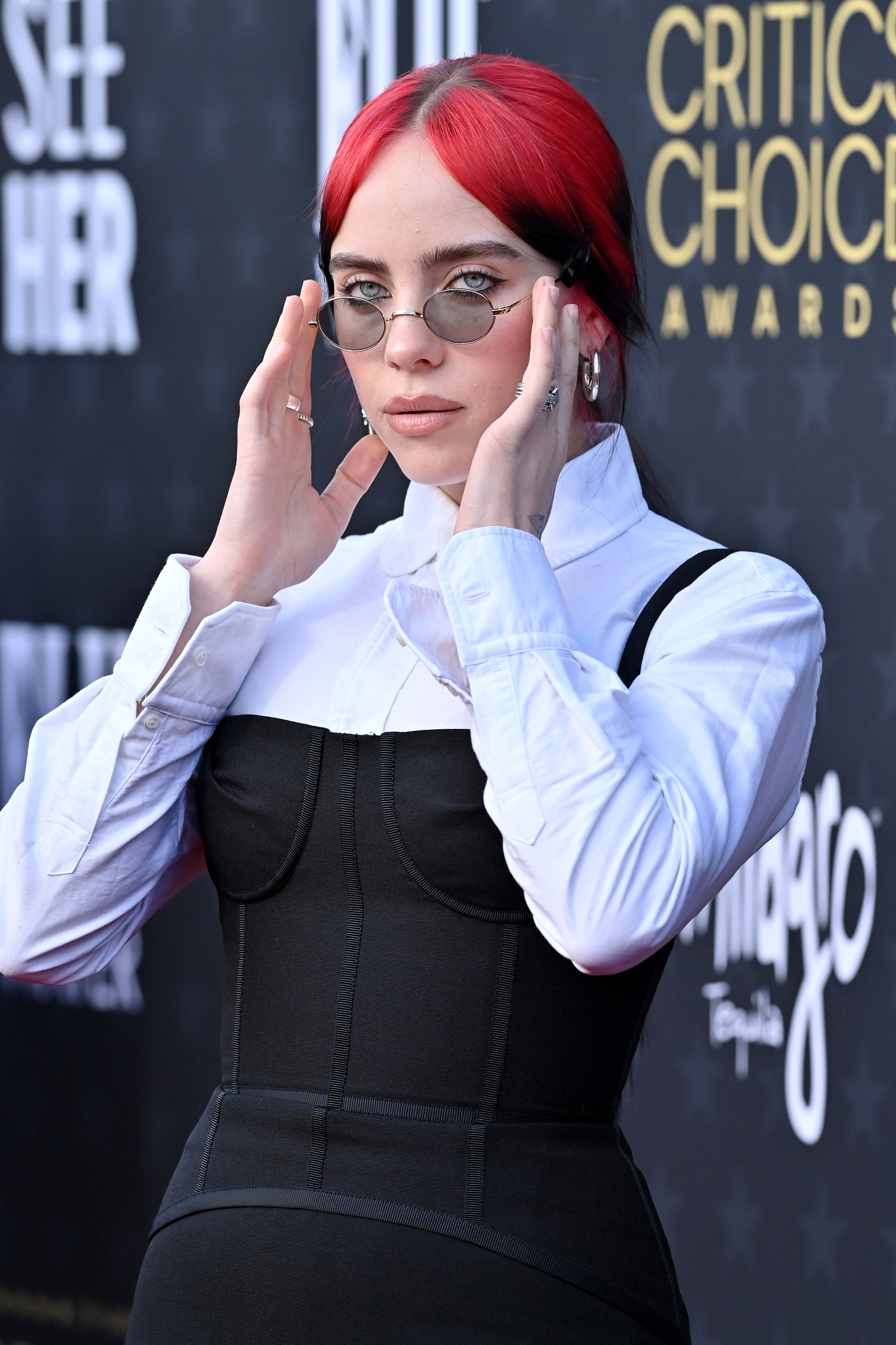 Billie Eilish Boob Pics fuck stepmom