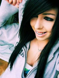 Emo Chick Strips follow nudes