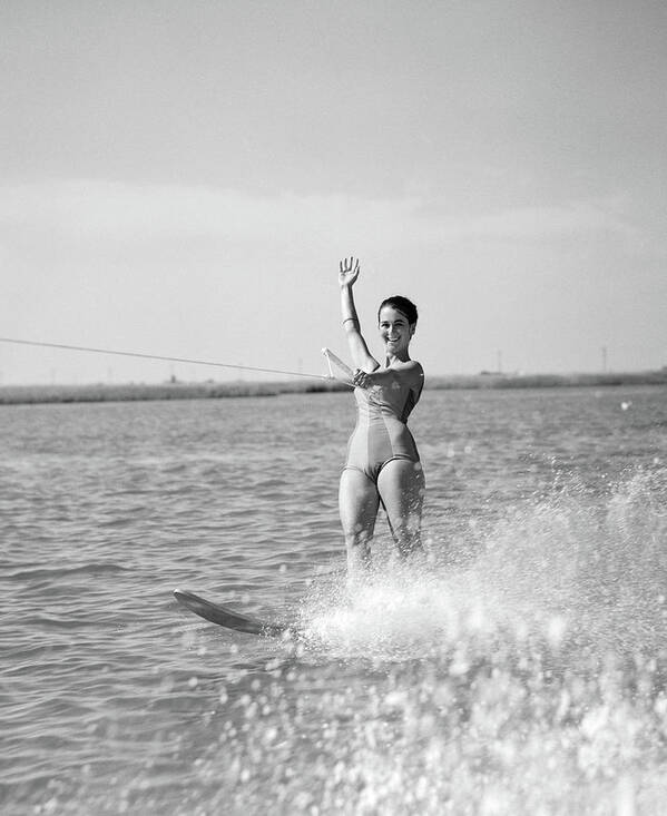 alex hua recommends Nude Water Skiing