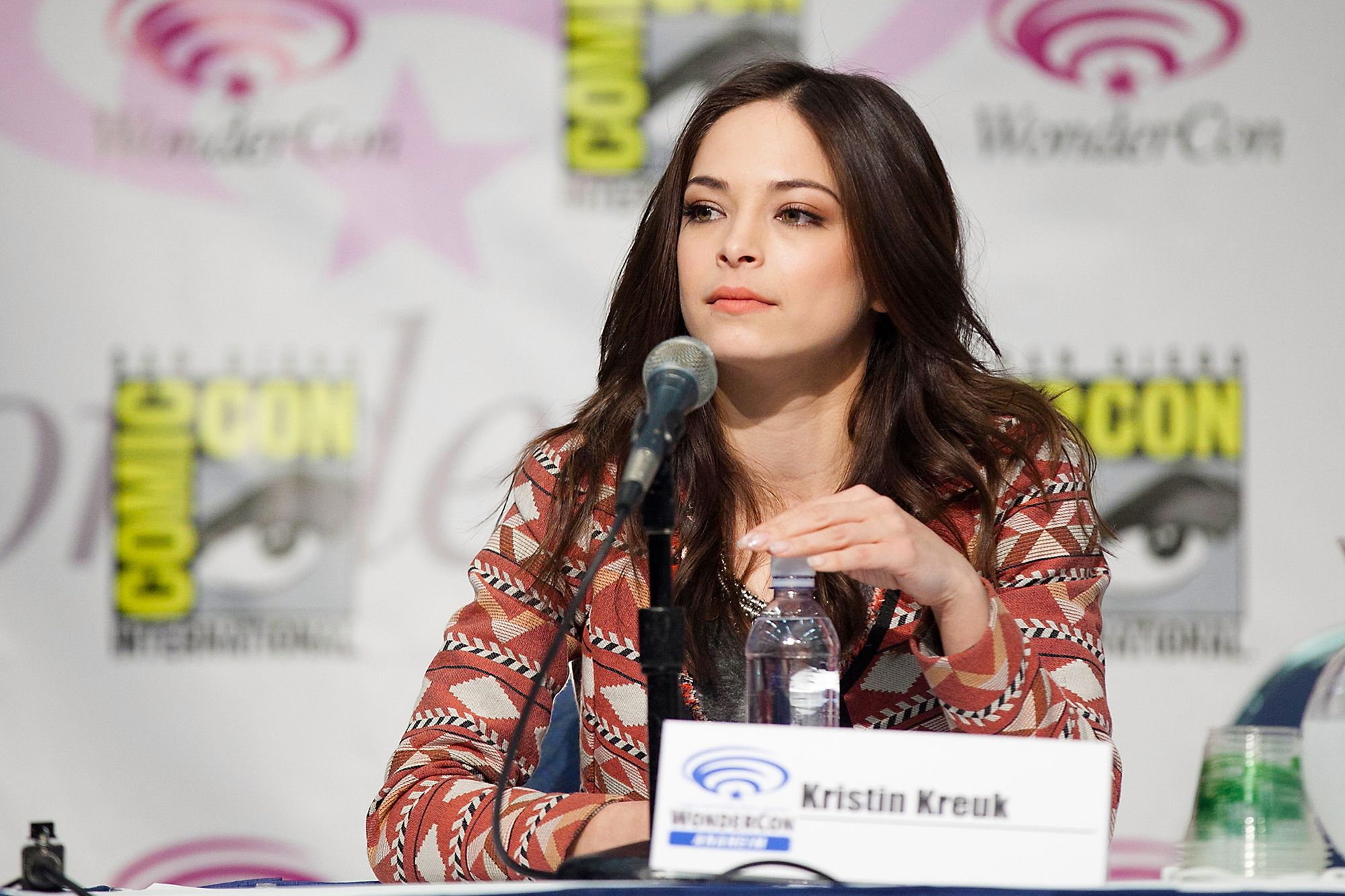 carey hurley recommends kristin kreuk sex tape pic