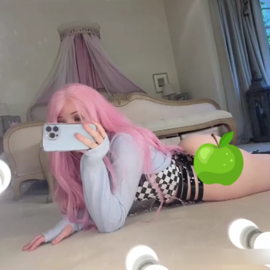 cathy ohmes recommends Belle Delphine Twerking