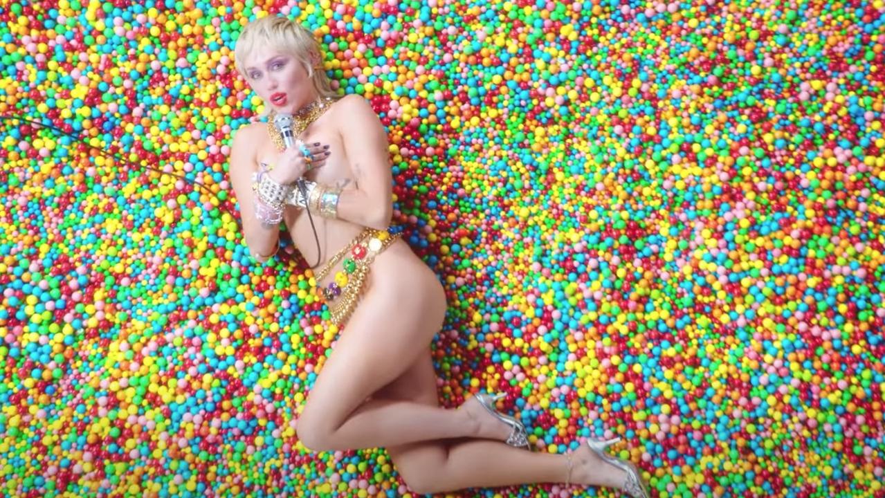 Best of Nude miley cyrus video