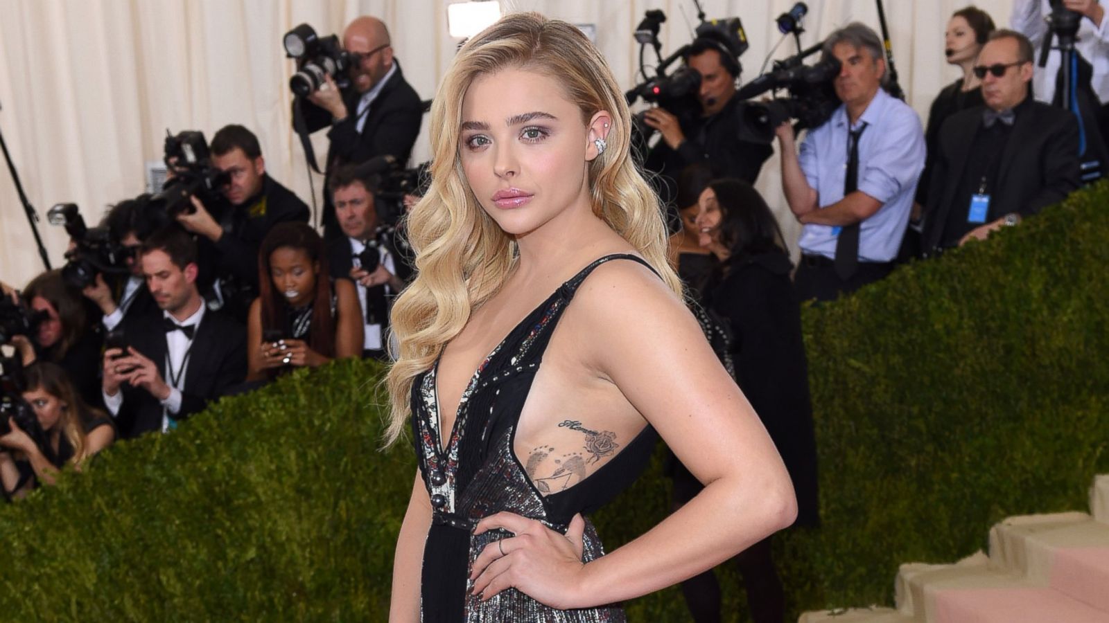 arnel sulit add photo nude photos of chloe grace moretz