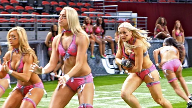 darcie jensen recommends Lingerie Football Porn