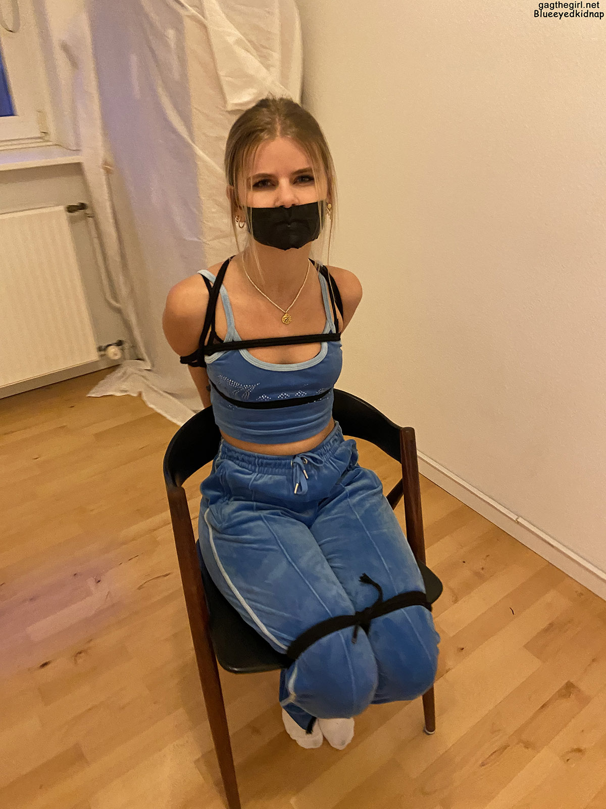 alana hollick add photo blonde bondage