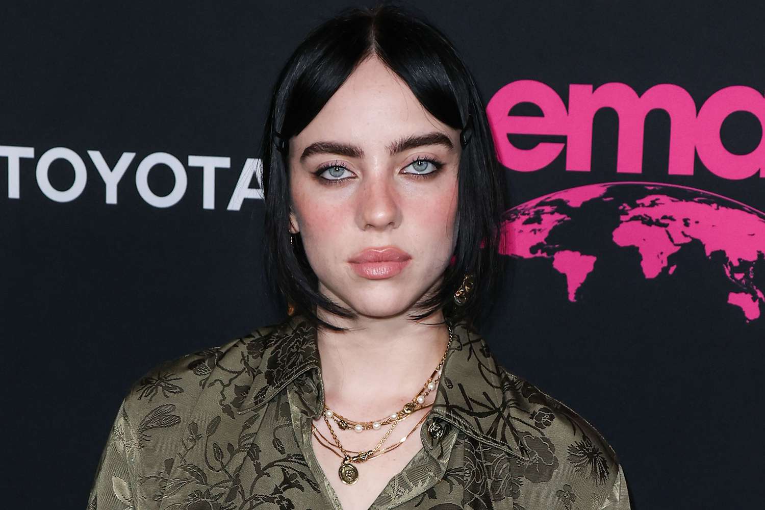 brett pallas share billie eilish giving head photos