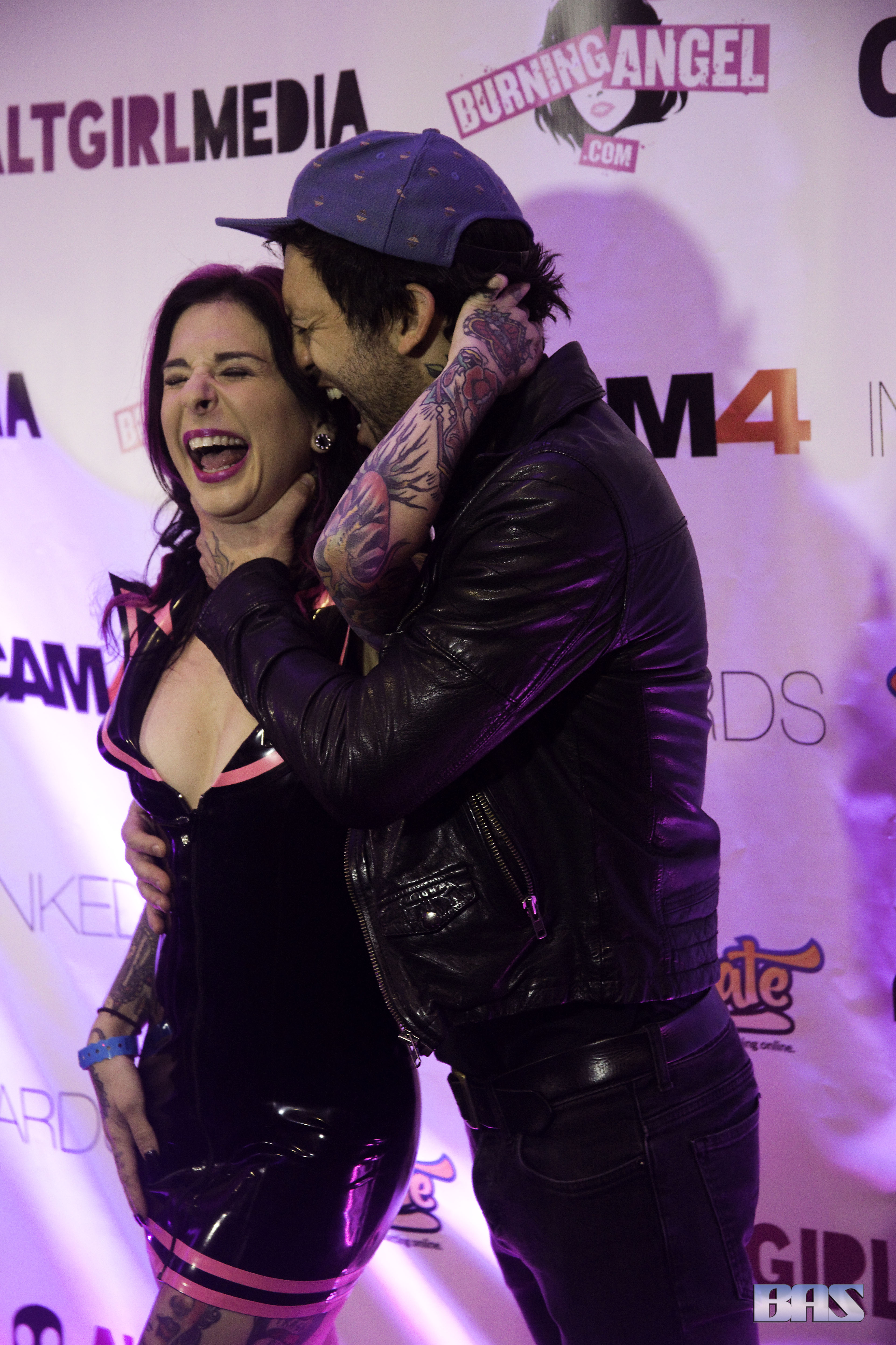 allen sayers recommends Small Hands Joanna Angel