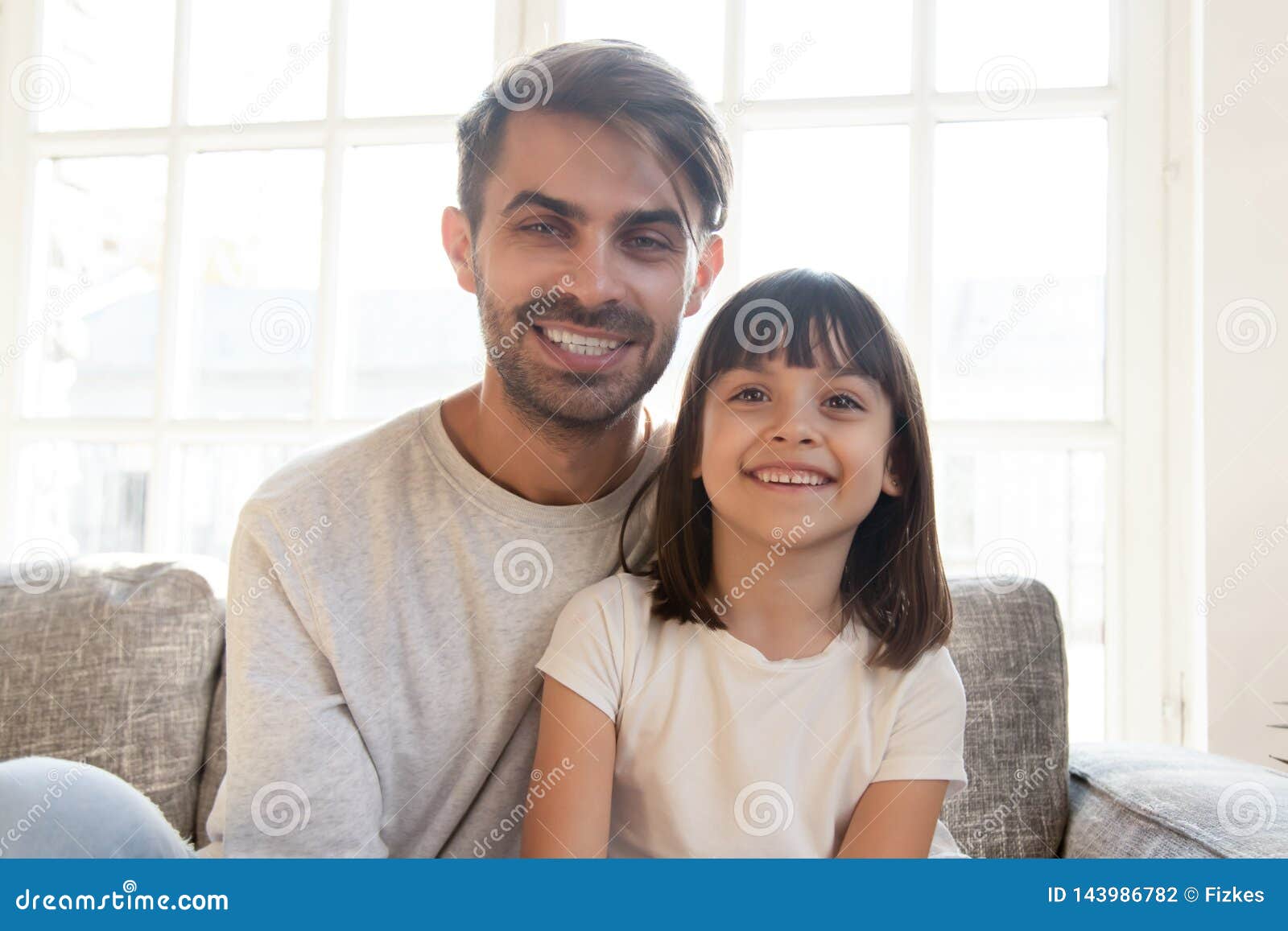 casaundra daniels recommends dad and daughter cam pic