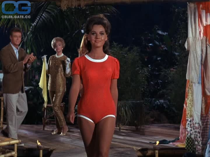 dc coaches recommends dawn wells naked photos pic