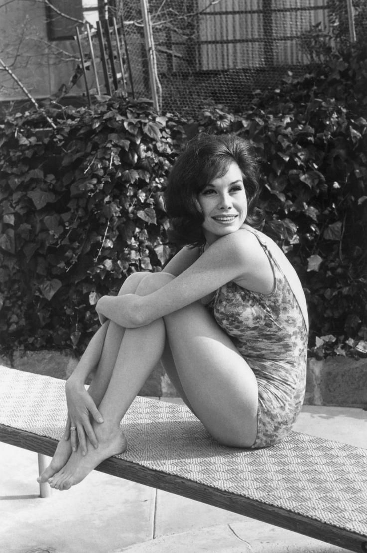 danny singer recommends mary tyler moore sexy pic