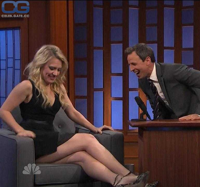 adi fadida recommends kate mckinnon nude pic