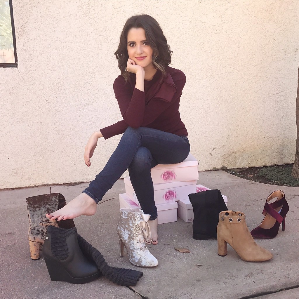 bill newlon recommends laura marano feet pic