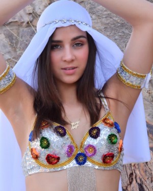 cammilia chia add photo middle eastern nudes