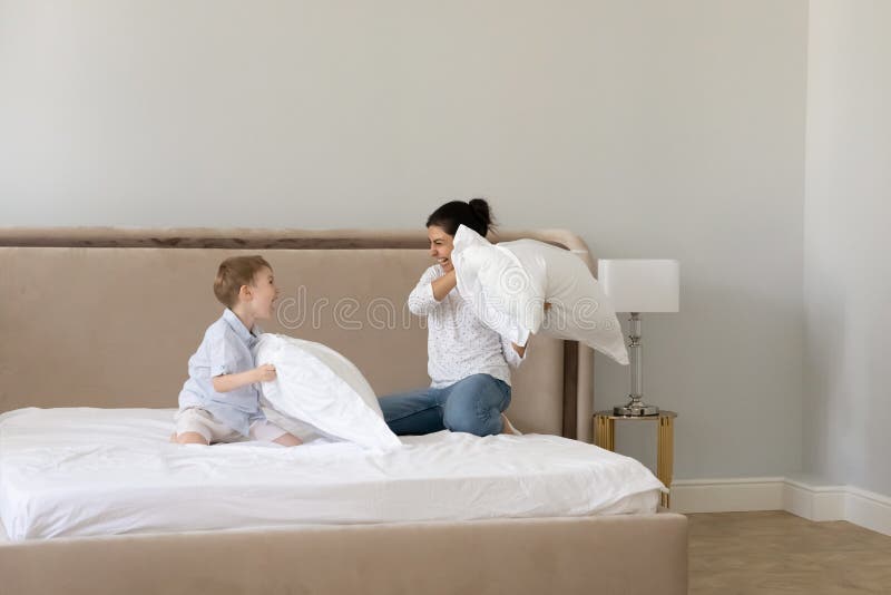 Mom Shared Bed With Son femdom resource