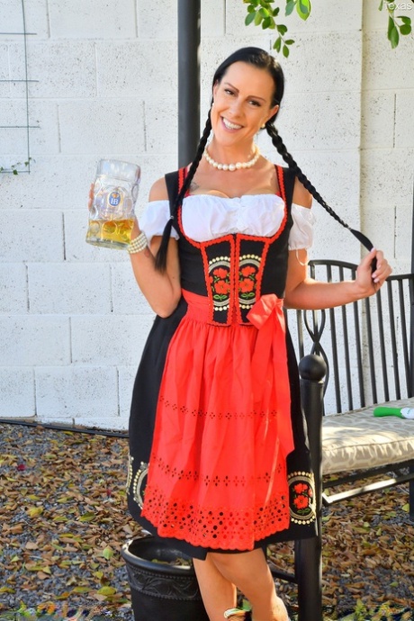 chandra kanta recommends oktoberfest milf pic